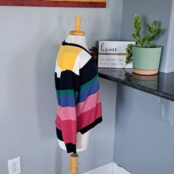 CHAPS V-Neck Sweater | PXL - Picture 4 of 6